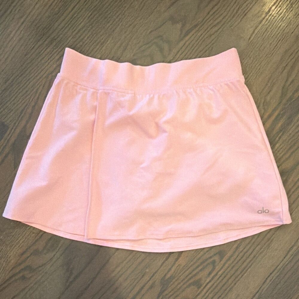 ALO YOGA Match Point Tennis Skirt Pink Wrap Athletic Skort, size small, EUC